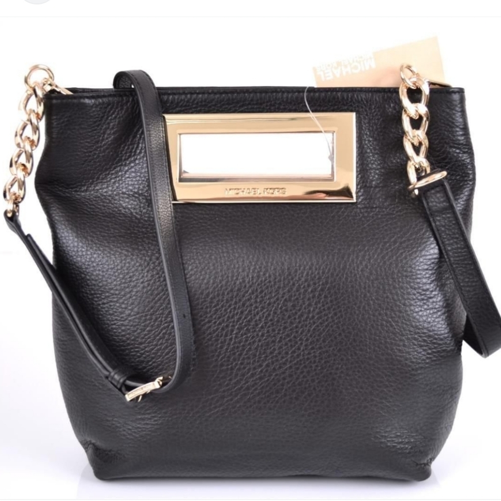 6. MICHAEL KORS BERKLEY MEDIUM CROSSBODY BAG